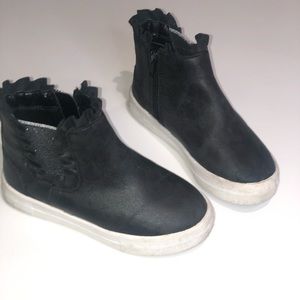 Used toddler Boots